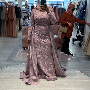 Lilac long sleeve gown